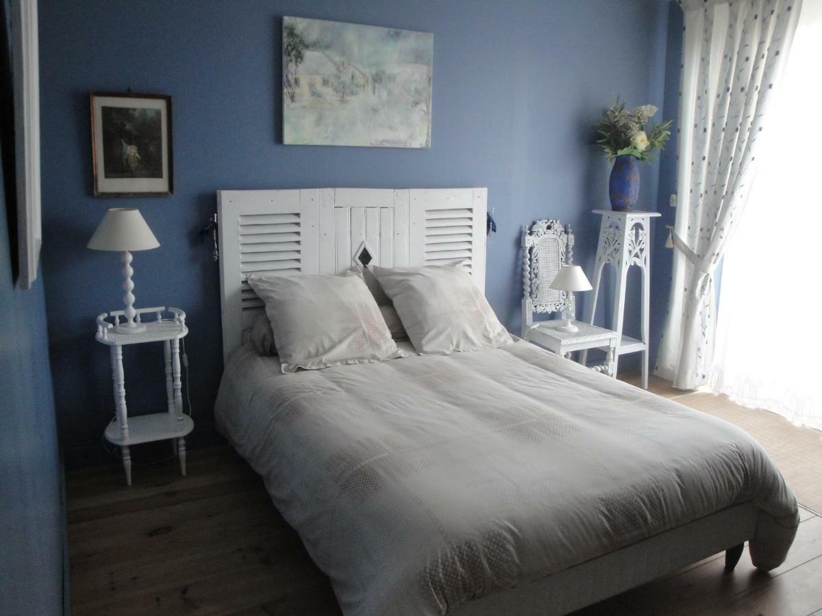 Bed and Breakfast Le Relais Des Capucines Largnac Екстер'єр фото